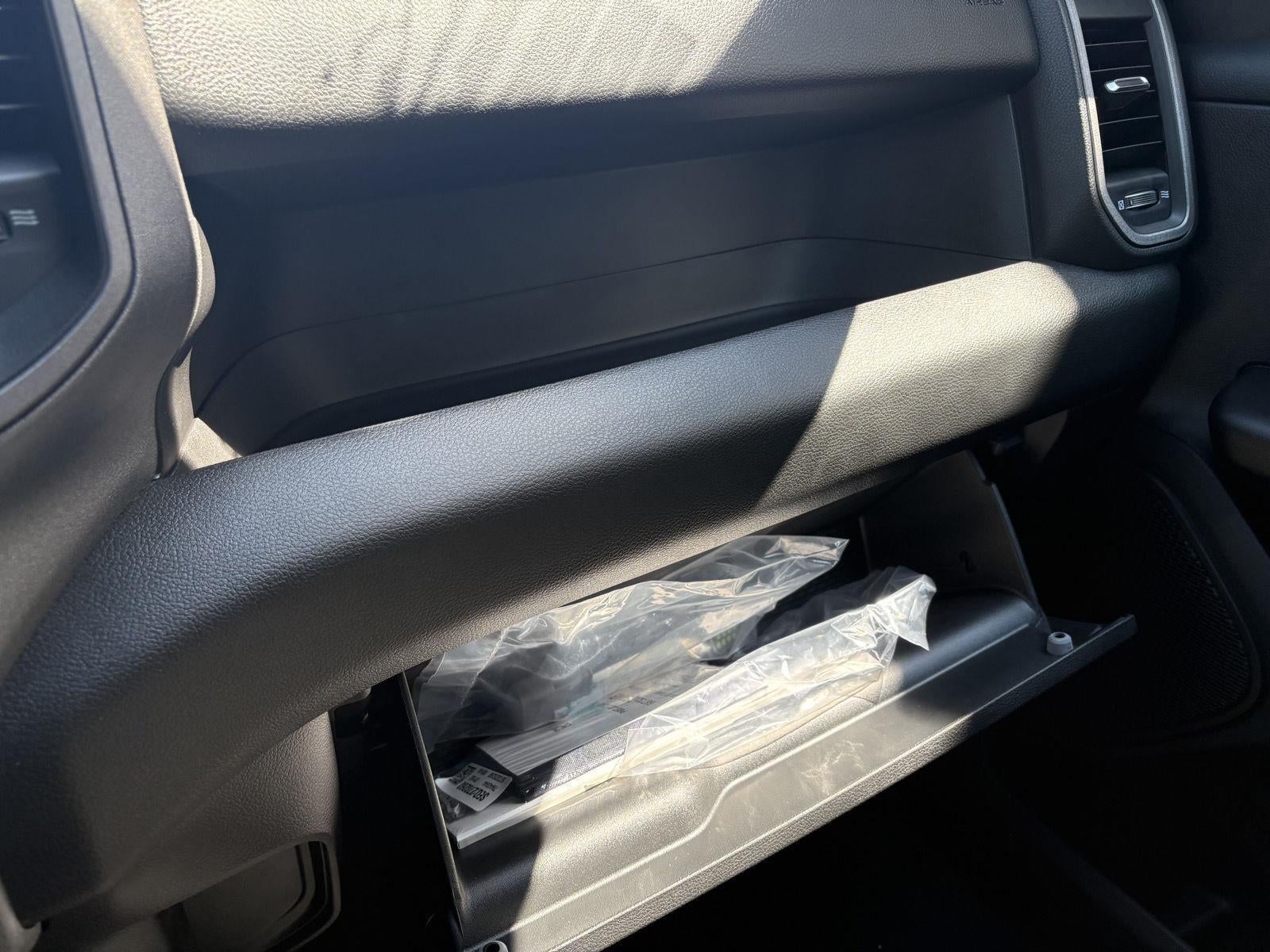 2026 RAM 1500 RAM 1500 TRADESMAN CREW CAB 4X4 5'7' BOX