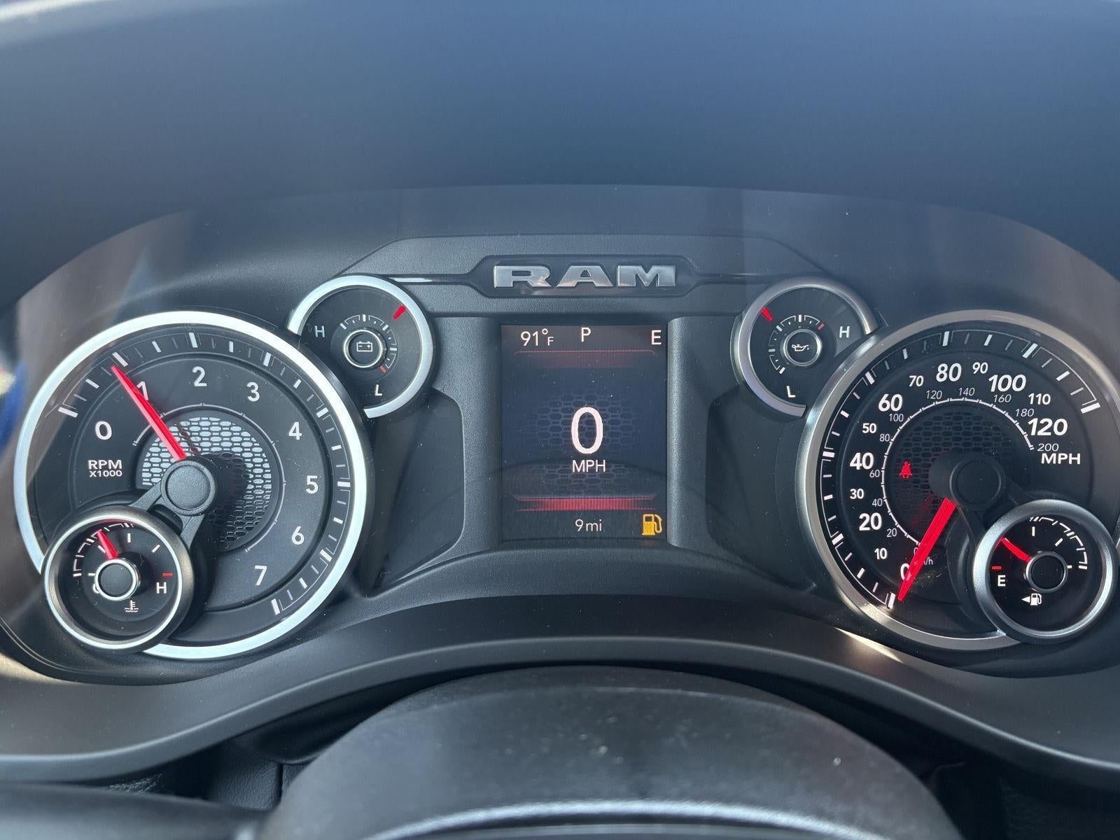 2026 RAM 1500 RAM 1500 TRADESMAN CREW CAB 4X4 5'7' BOX