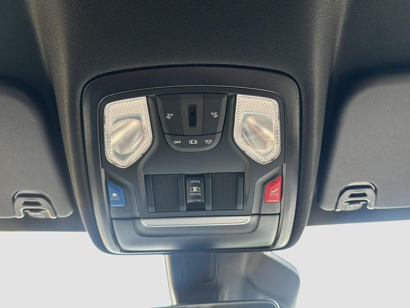 2025 RAM Ram 1500 RAM 1500 WARLOCK CREW CAB 4X4 5'7' BOX