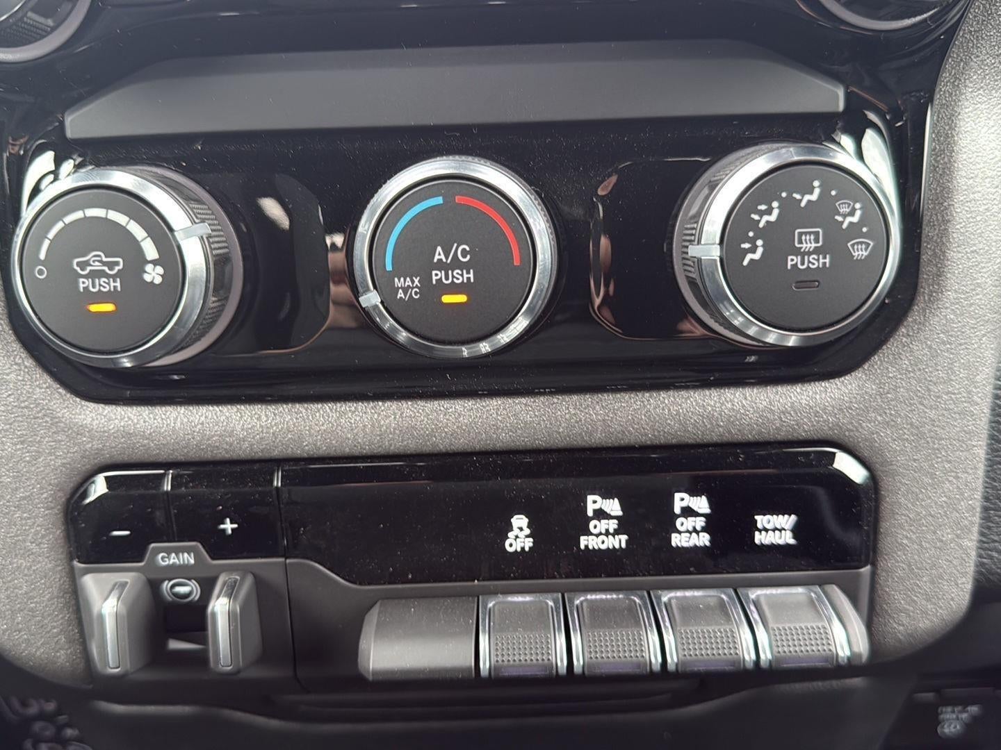 2026 RAM Ram 1500 RAM 1500 WARLOCK CREW CAB 4X4 5'7' BOX