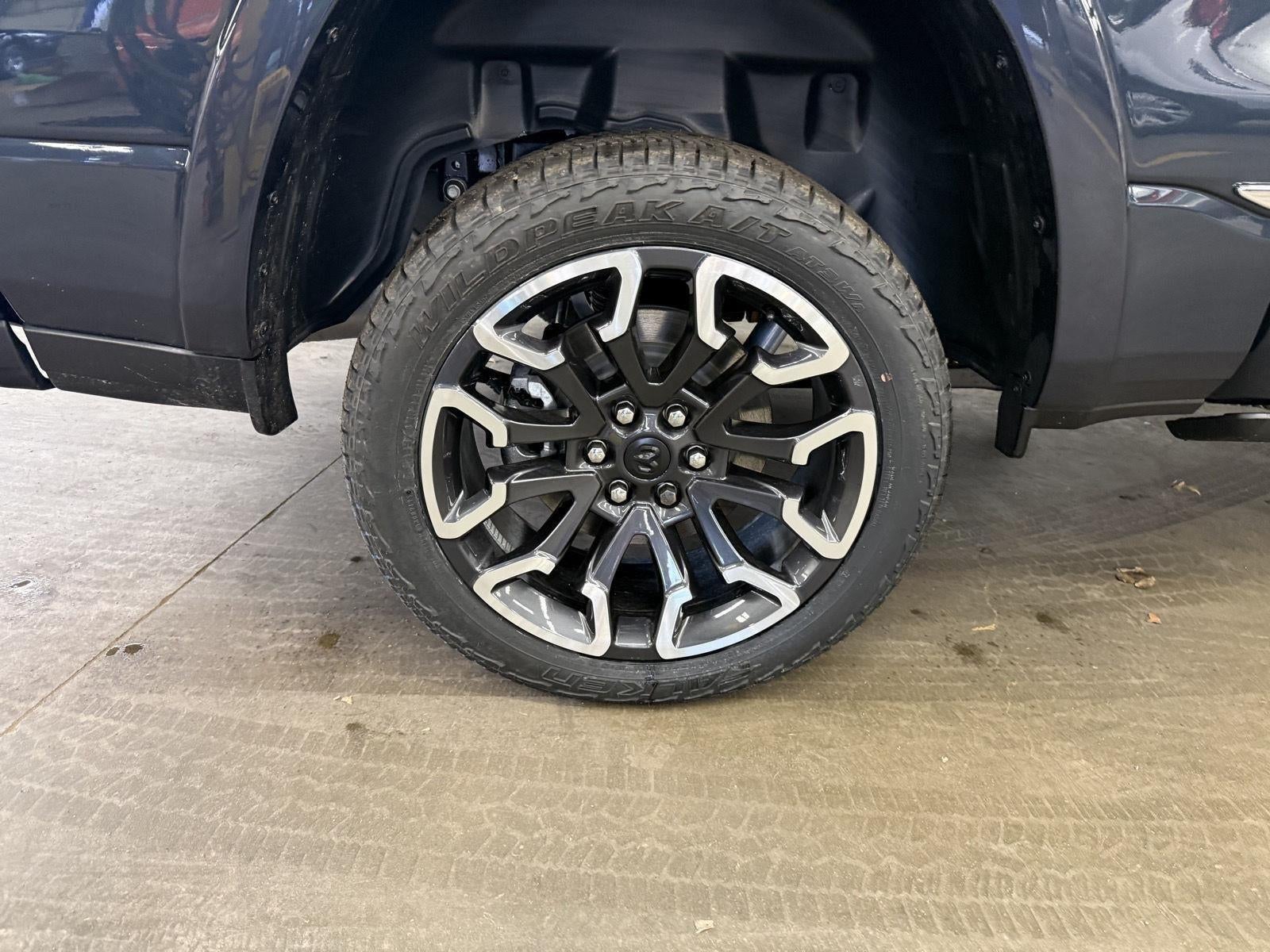 2026 RAM Ram 1500 RAM 1500 LIMITED CREW CAB 4X4 5'7' BOX