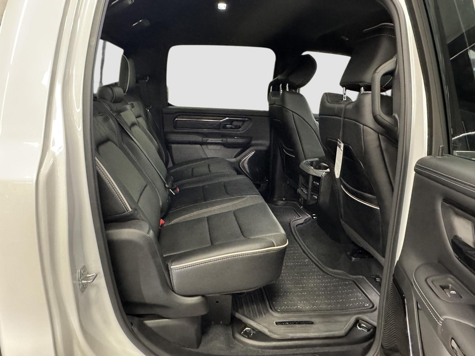 2026 RAM Ram 1500 RAM 1500 LIMITED CREW CAB 4X4 5'7' BOX