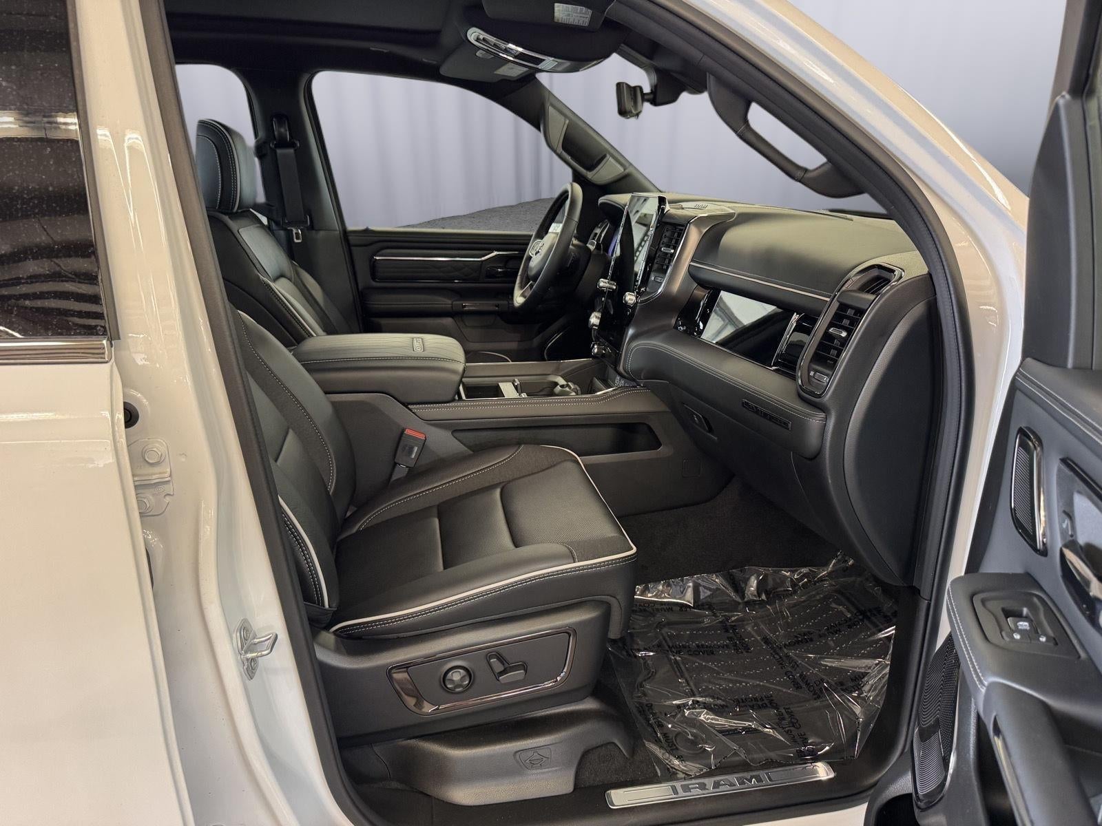 2026 RAM Ram 1500 RAM 1500 LIMITED CREW CAB 4X4 5'7' BOX