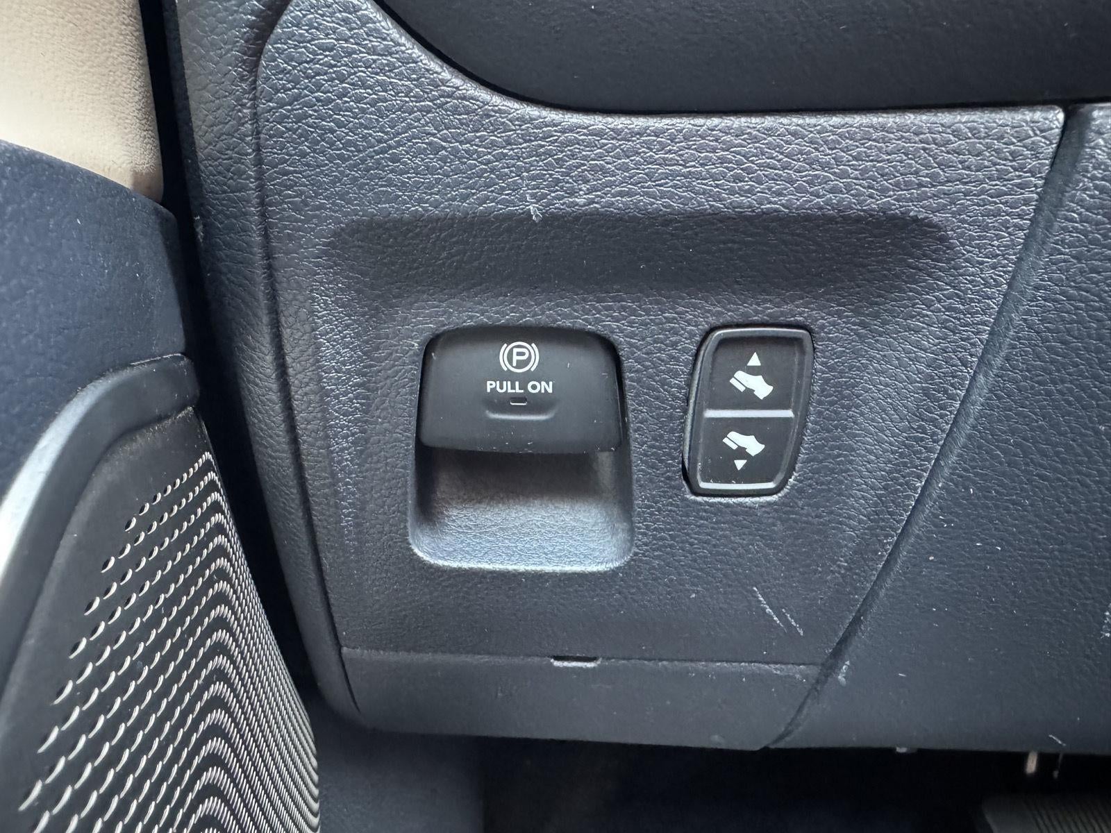 2021 RAM Ram 1500 Limited Crew Cab 4x4 5'7' Box