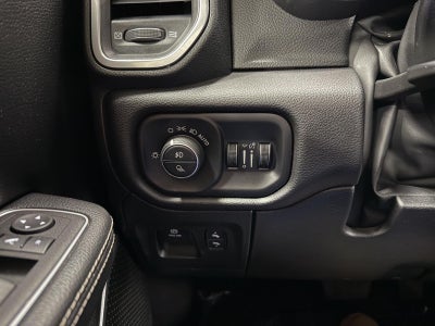 2023 RAM 1500 Laramie Crew Cab 4x4 5'7' Box