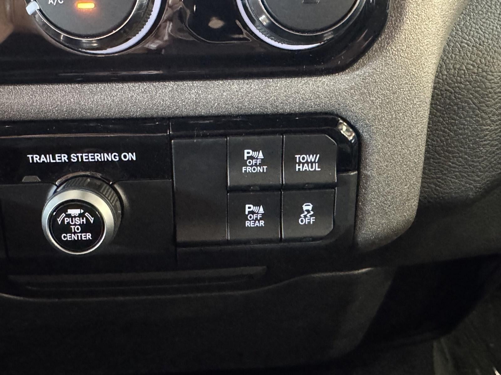 2026 RAM Ram 1500 RAM 1500 EXPRESS CREW CAB 4X4 6'4' BOX