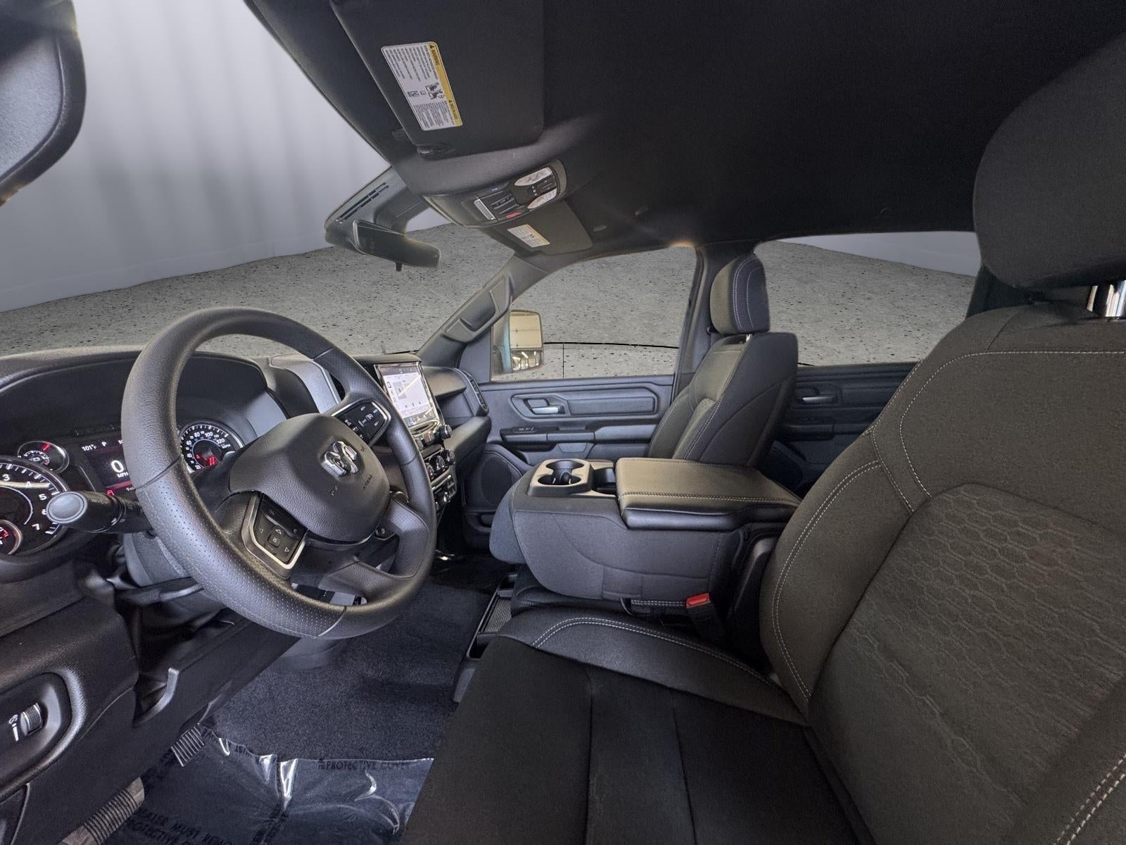 2026 RAM Ram 1500 RAM 1500 EXPRESS CREW CAB 4X4 6'4' BOX