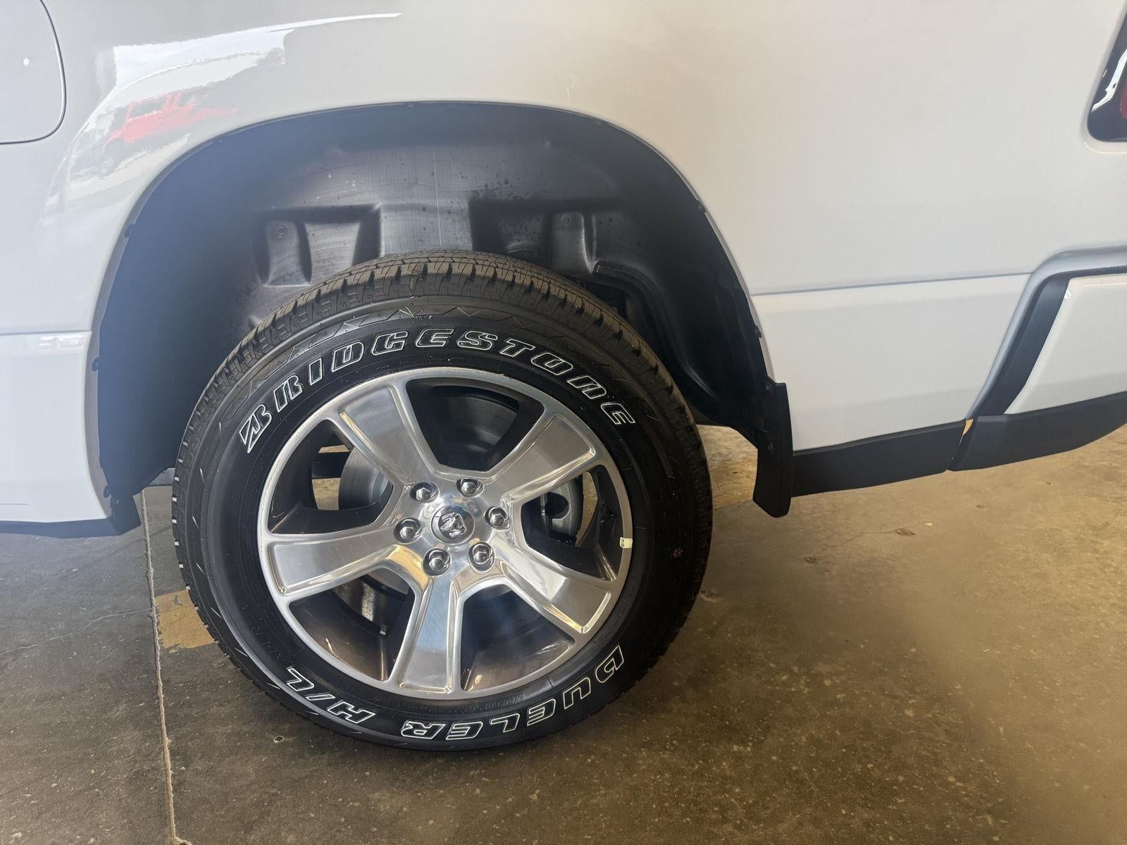 2026 RAM Ram 1500 RAM 1500 EXPRESS CREW CAB 4X4 6'4' BOX