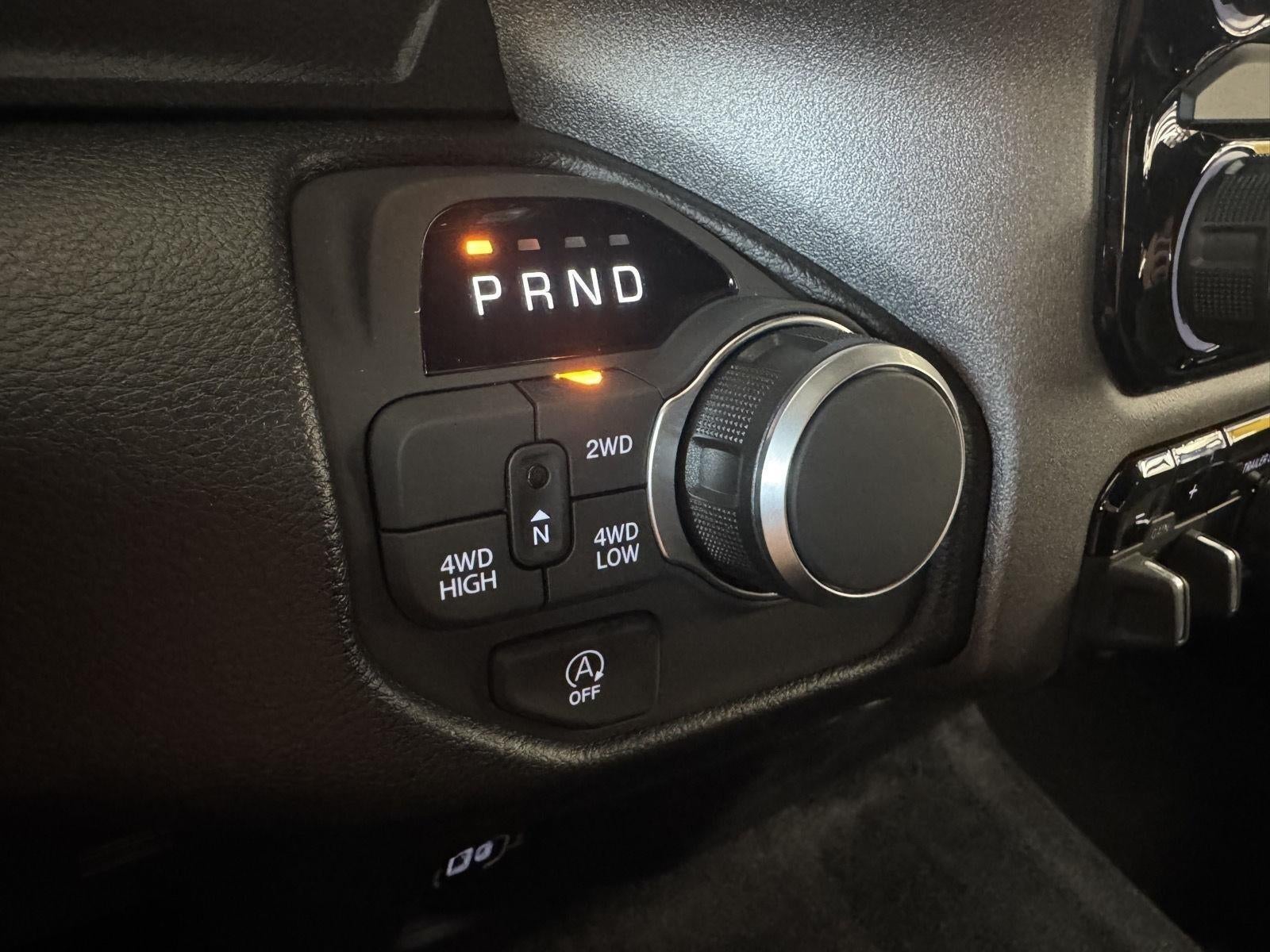 2026 RAM Ram 1500 RAM 1500 EXPRESS CREW CAB 4X4 6'4' BOX