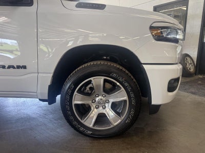 2026 RAM Ram 1500 RAM 1500 EXPRESS CREW CAB 4X4 6'4' BOX