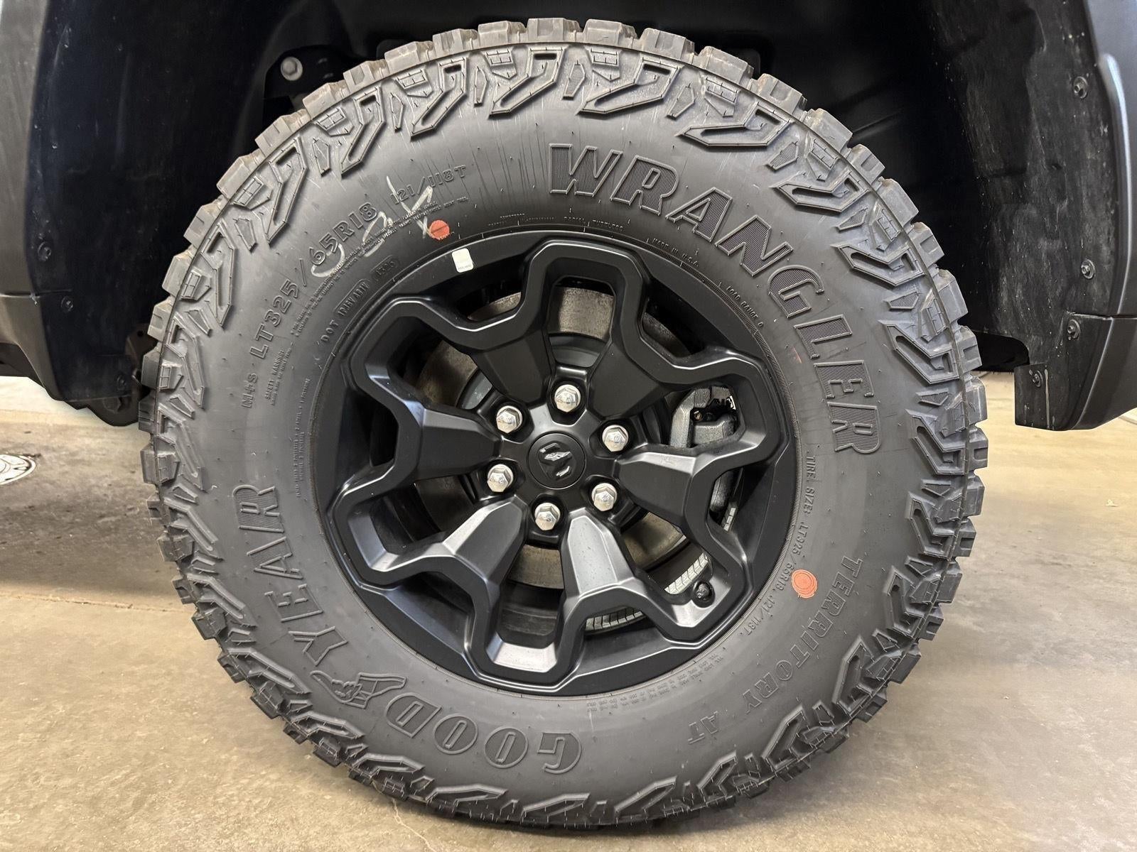 2026 RAM Ram 1500 RAM 1500 RHO CREW CAB 4X4 5'7' BOX