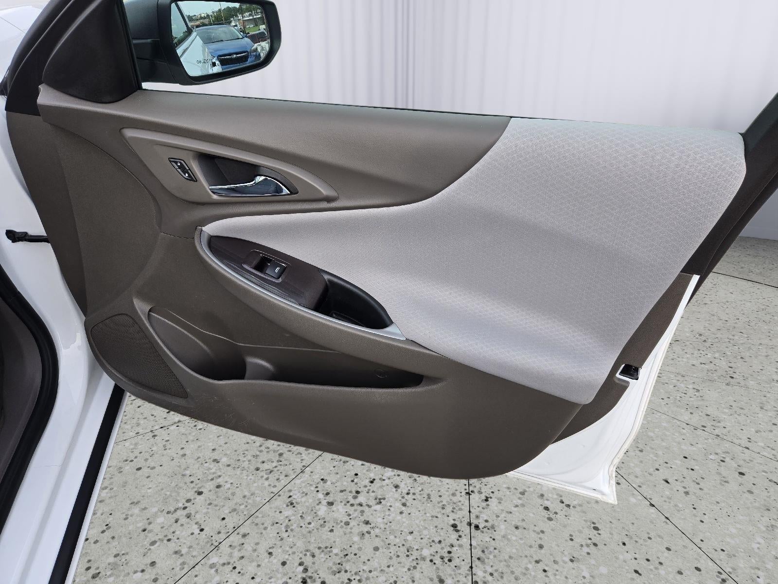 2022 Chevrolet Malibu FWD LS