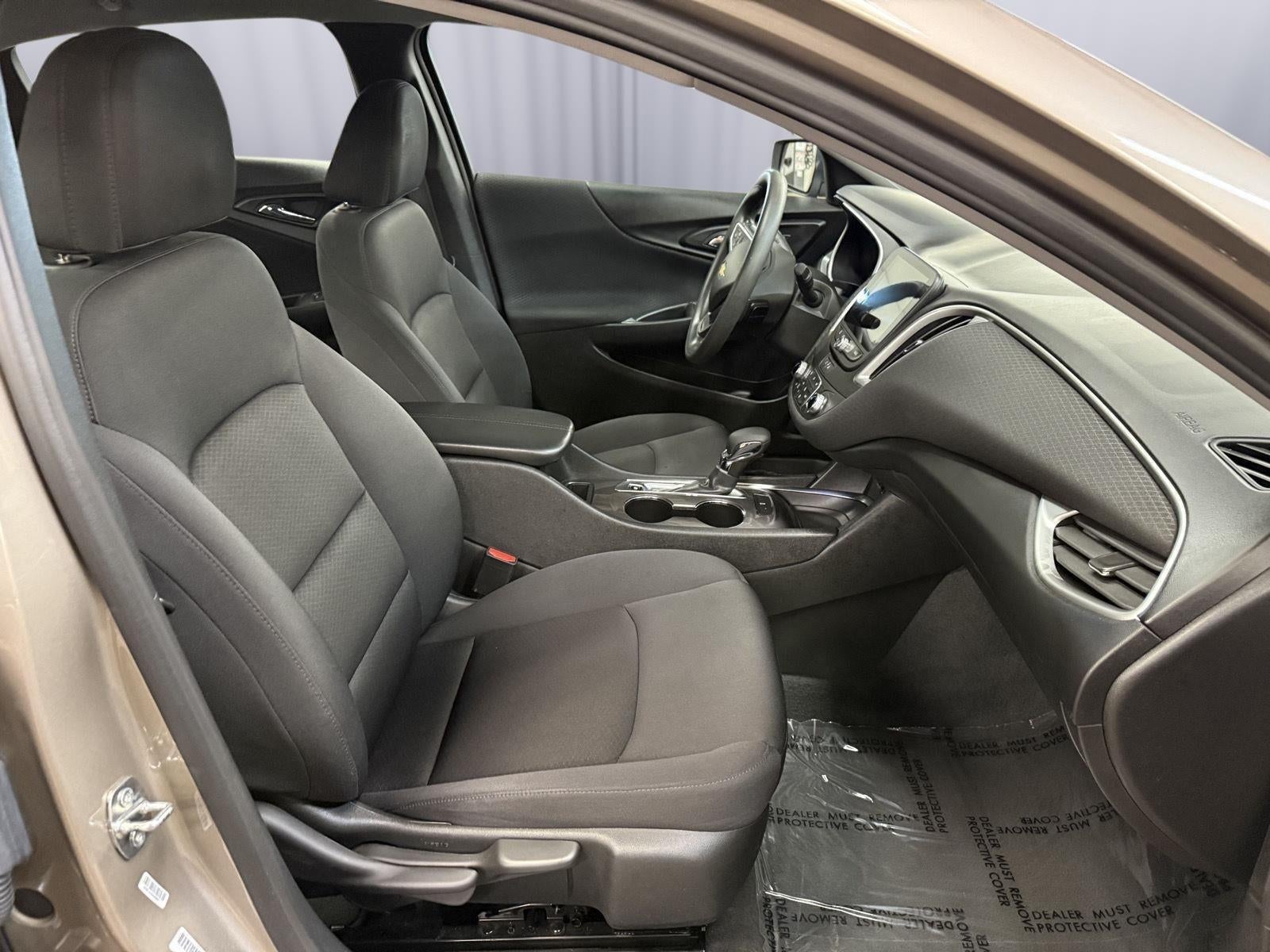 2022 Chevrolet Malibu FWD LT