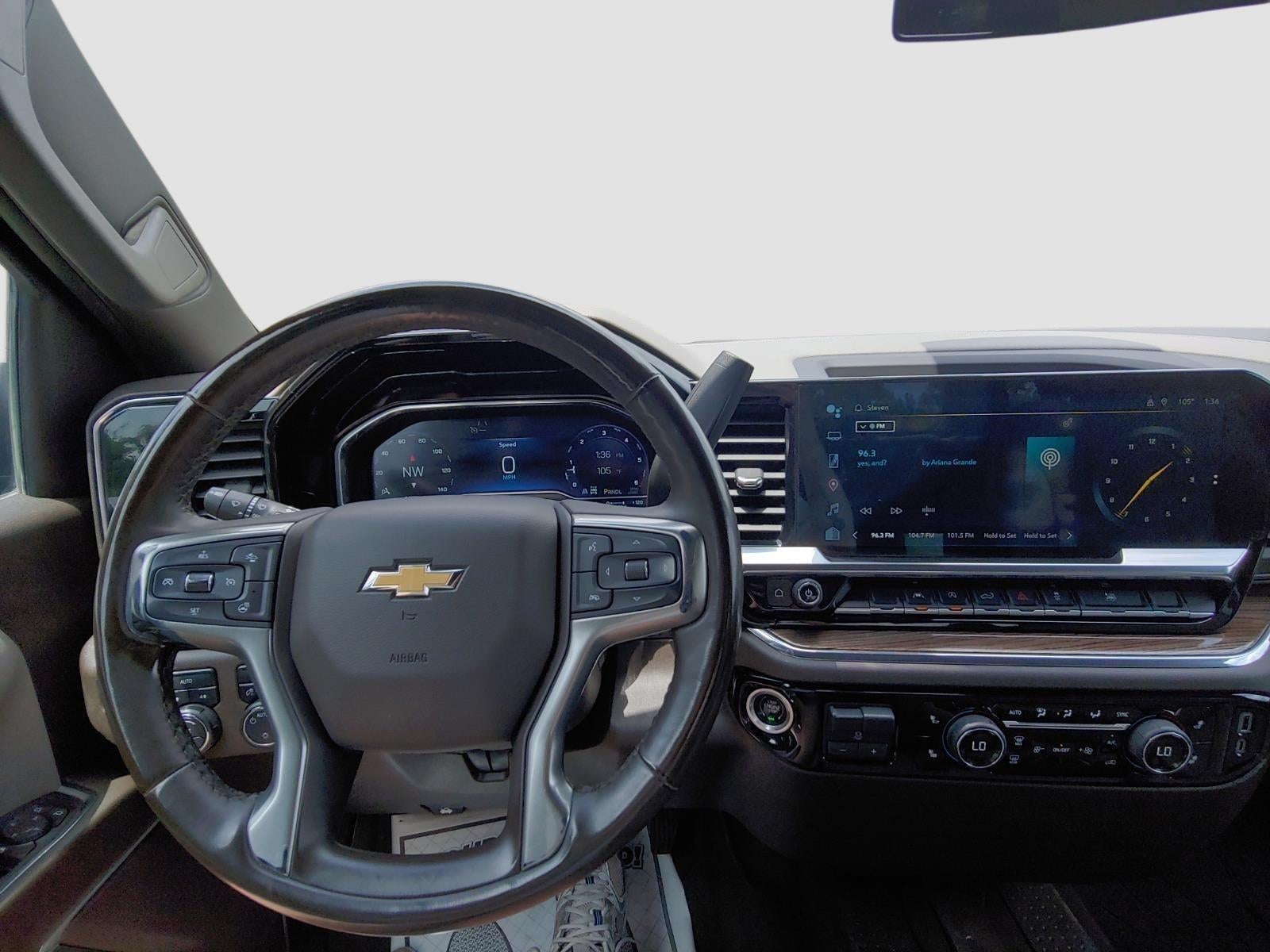 2023 Chevrolet Silverado 1500 4WD Crew Cab Standard Bed LT