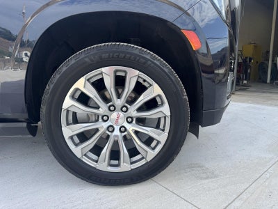 2022 GMC Yukon 4WD Denali