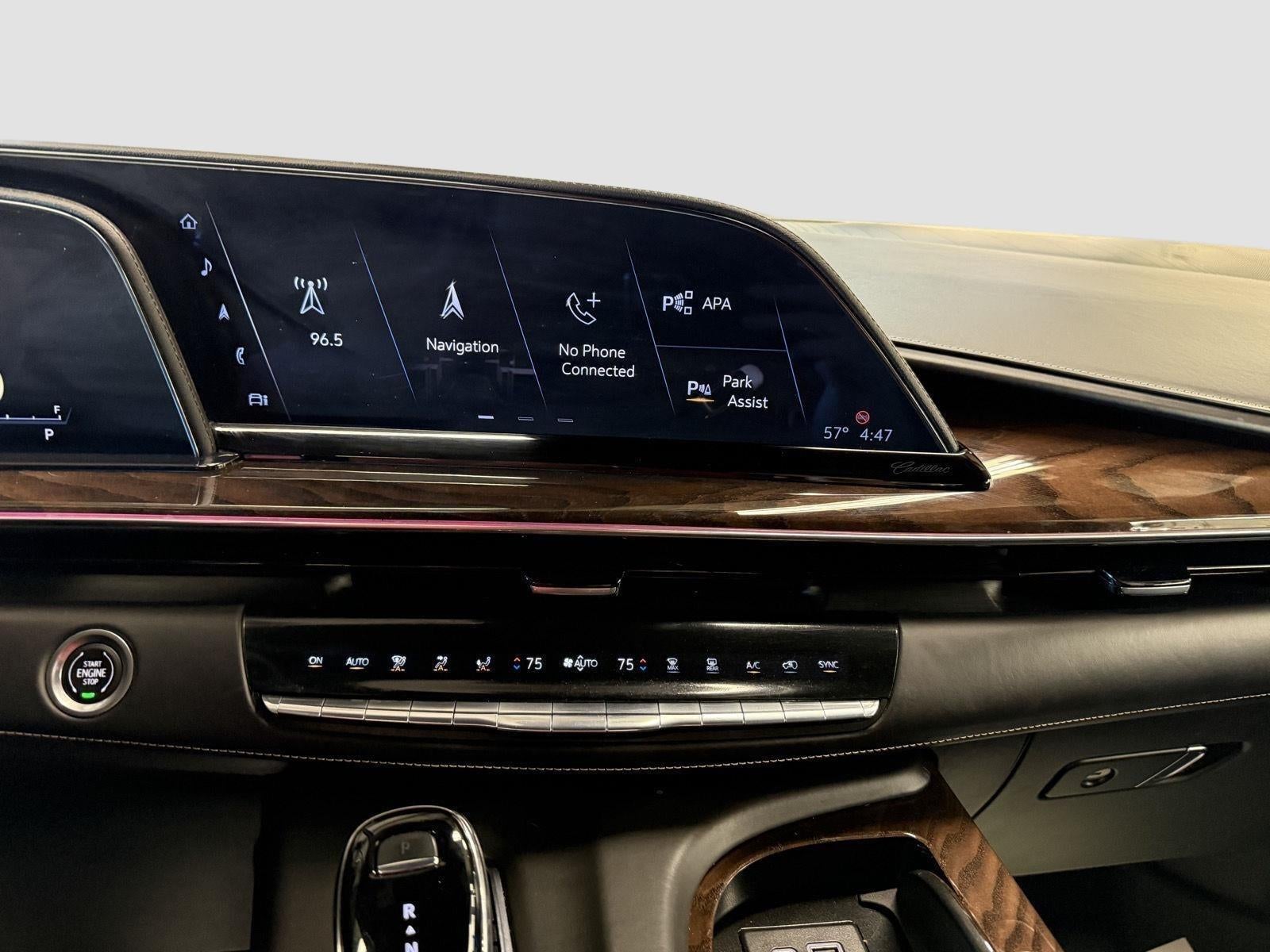 2022 Cadillac Escalade 4WD Sport Platinum