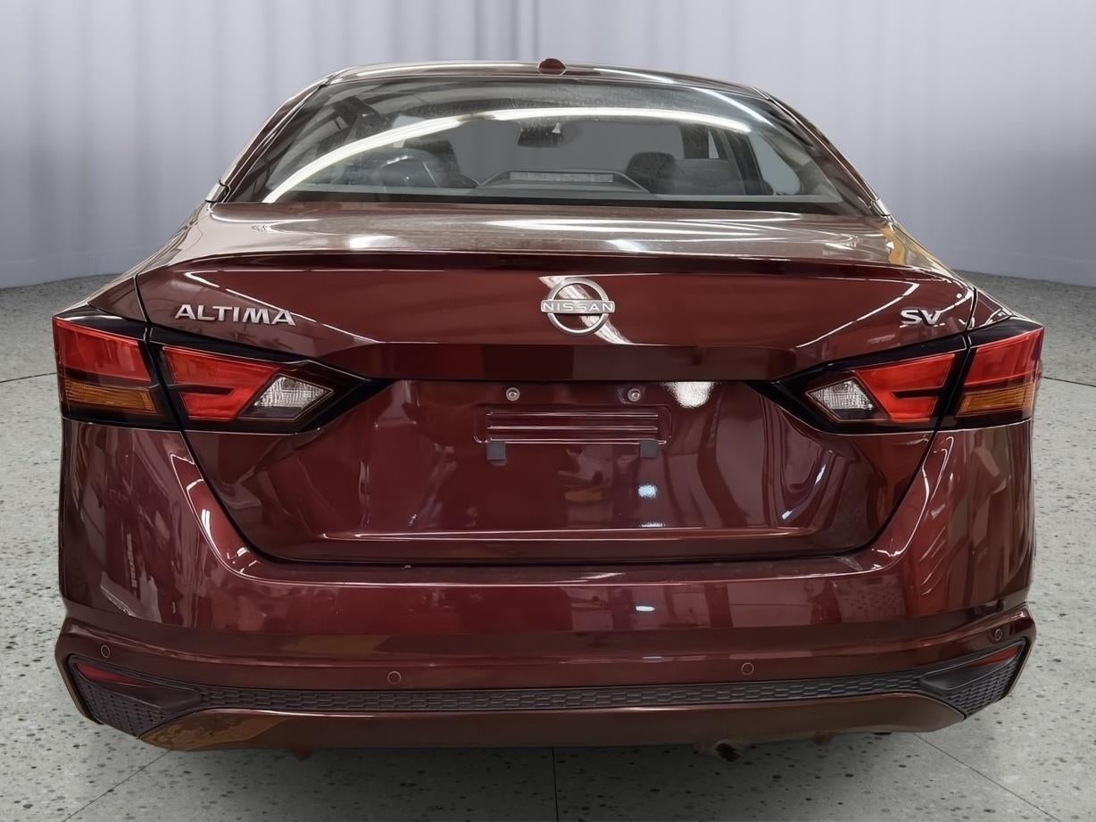 Used 2024 Nissan Altima SV with VIN 1N4BL4DV6RN359775 for sale in Kansas City