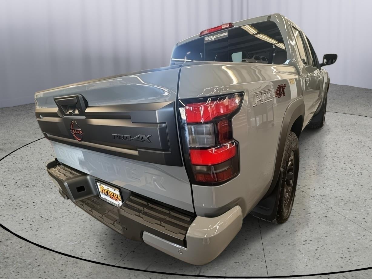 2025 Nissan Frontier Crew Cab PRO-4X 4x4