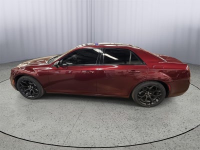 2019 Chrysler 300 Touring