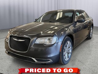 2016 Chrysler 300 Limited
