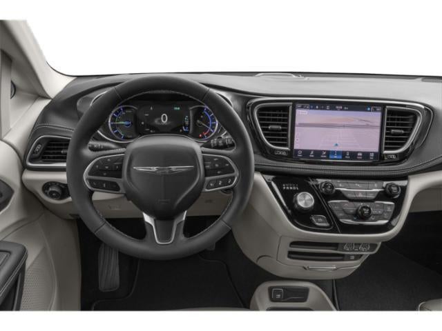 Used 2024 Chrysler Pacifica PHEV Pinnacle with VIN 2C4RC1N75RR154197 for sale in Kansas City