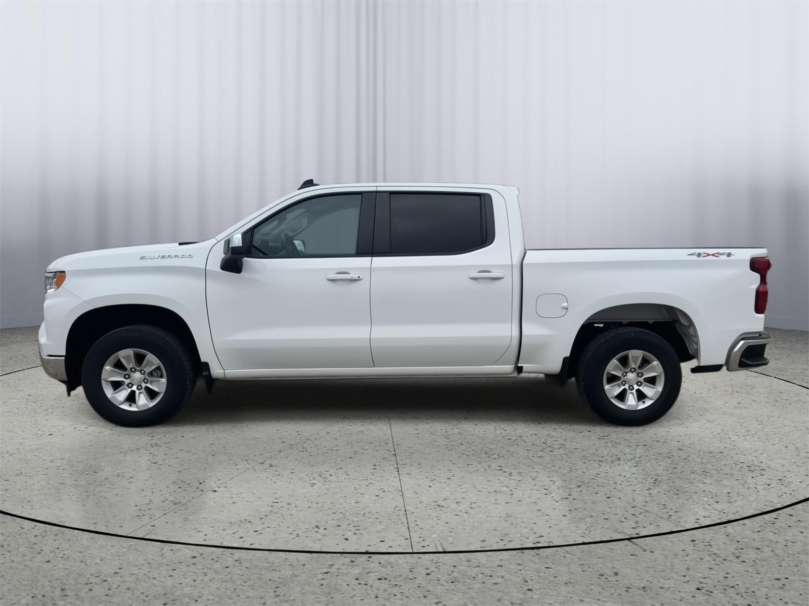 Used 2023 Chevrolet Silverado 1500 LT with VIN 2GCUDDED9P1100735 for sale in Kansas City