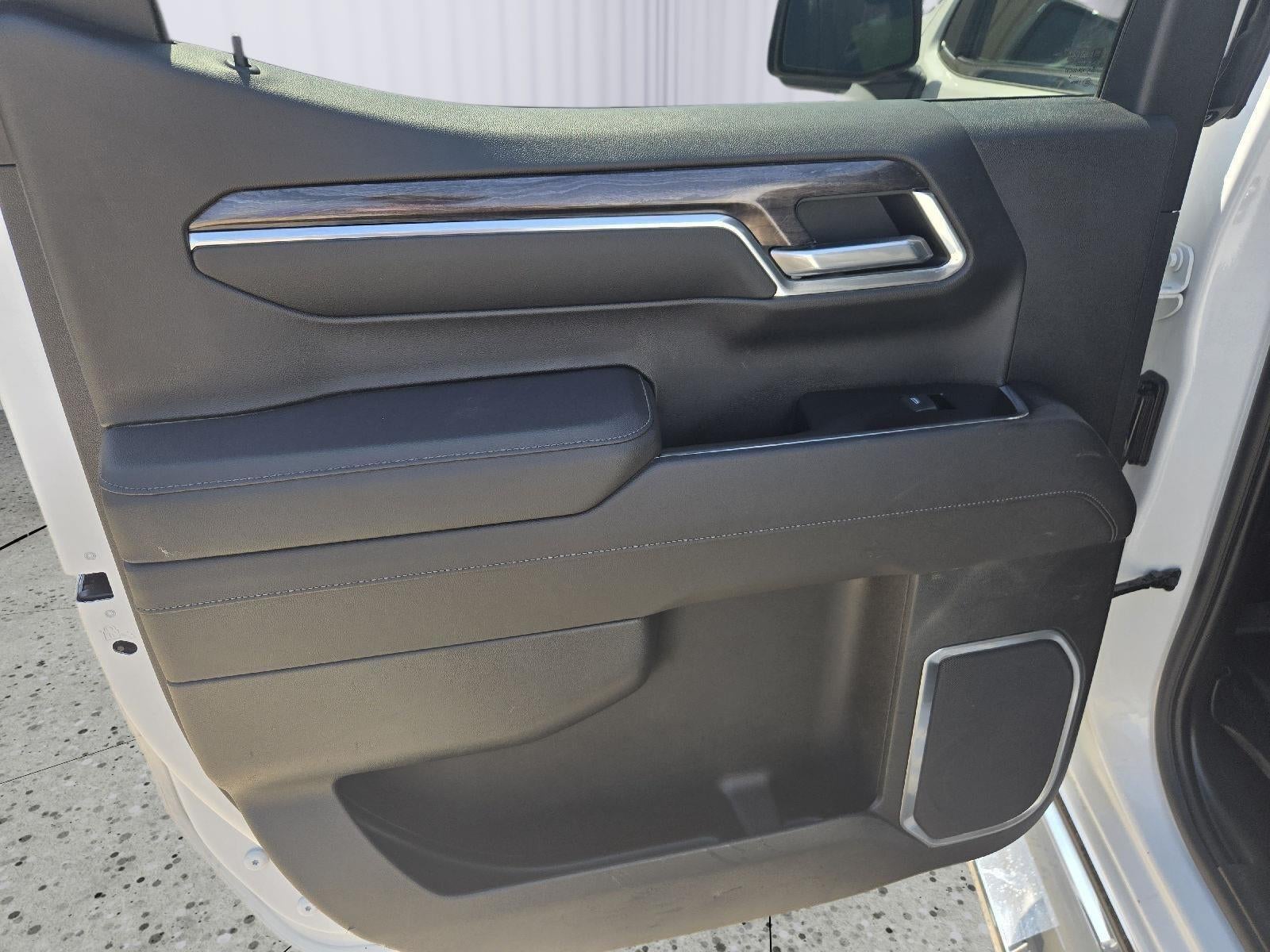 2023 Chevrolet Silverado 1500 4WD Crew Cab Short Bed LTZ