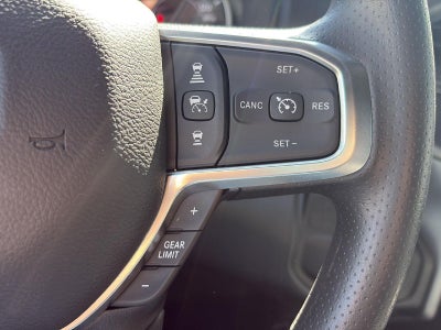 2025 RAM Ram 3500 RAM 3500 TRADESMAN CREW CAB 4X4 6'4' BOX