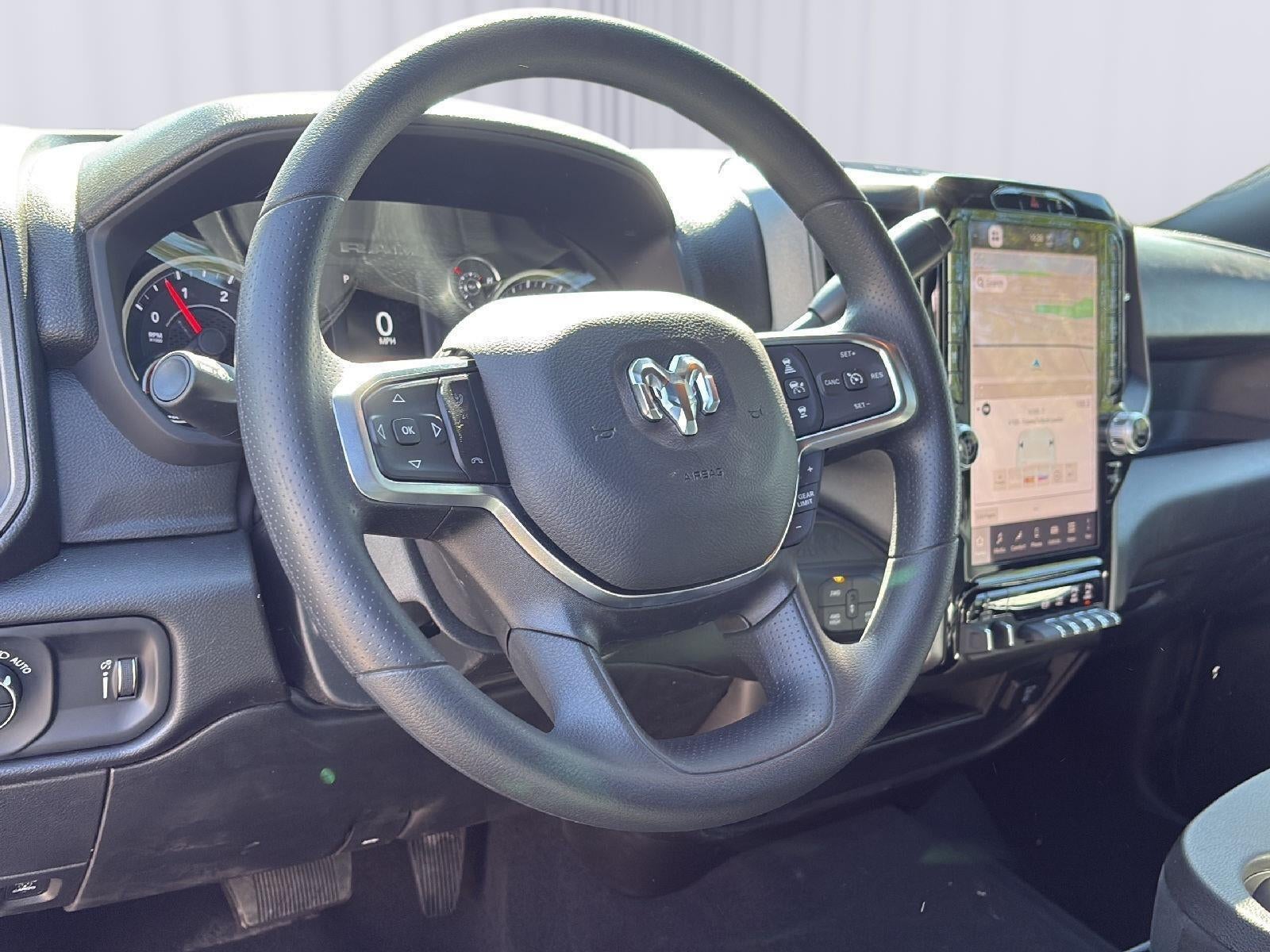 2025 RAM Ram 3500 RAM 3500 TRADESMAN CREW CAB 4X4 6'4' BOX