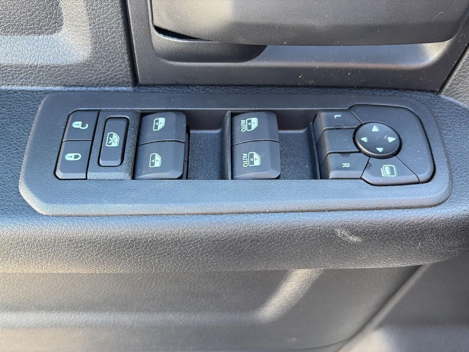 2025 RAM Ram 3500 RAM 3500 TRADESMAN CREW CAB 4X4 6'4' BOX