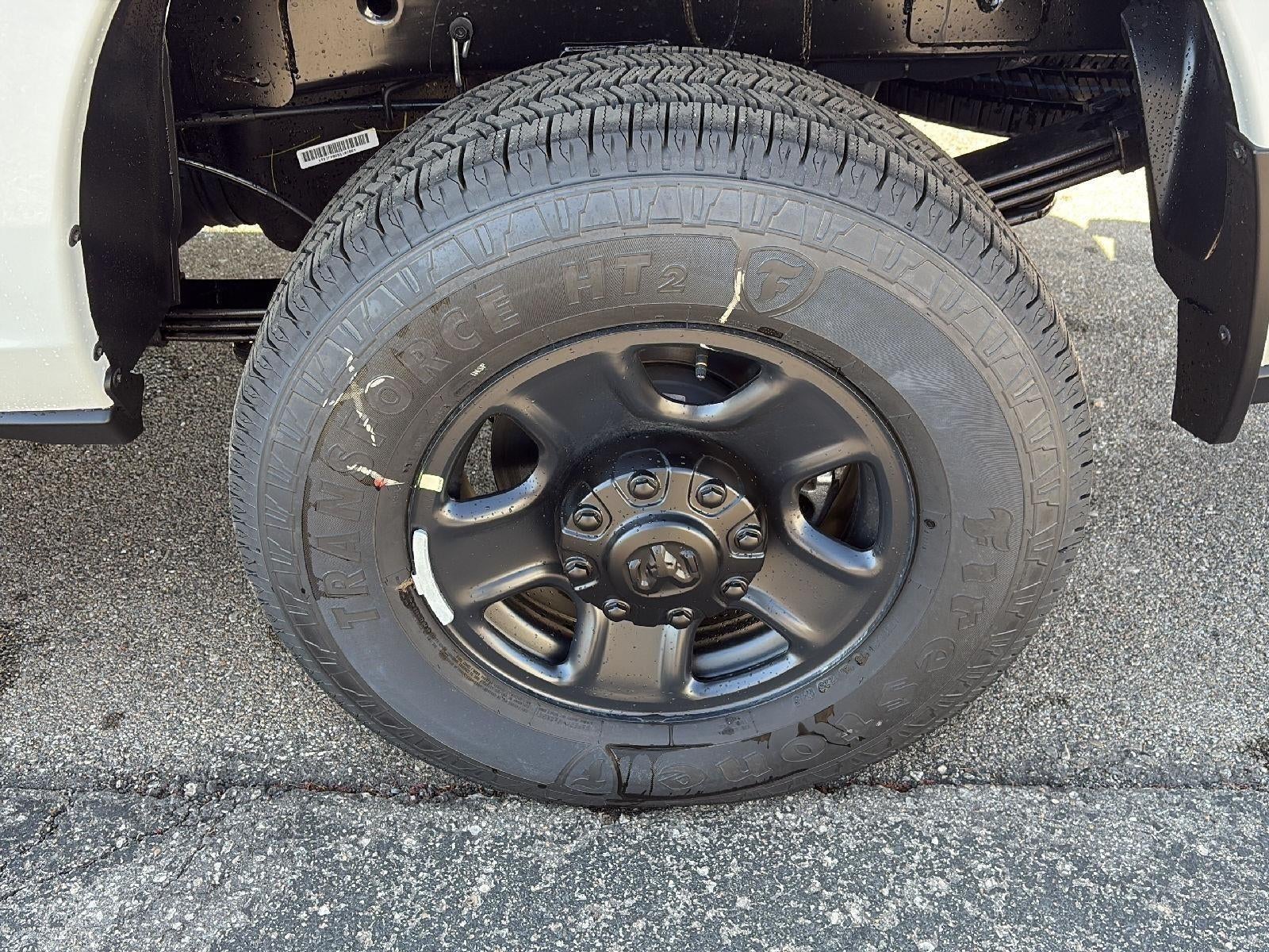 2025 RAM Ram 3500 RAM 3500 TRADESMAN CREW CAB 4X4 6'4' BOX