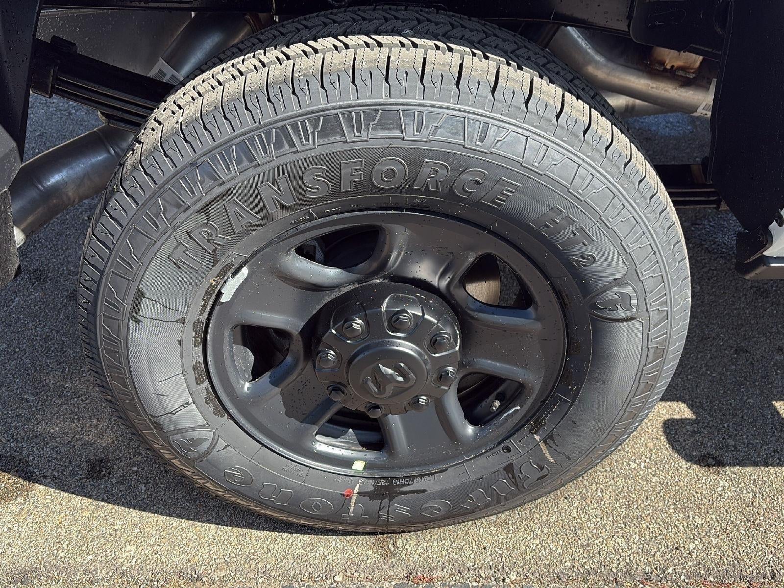 2025 RAM Ram 3500 RAM 3500 TRADESMAN CREW CAB 4X4 6'4' BOX