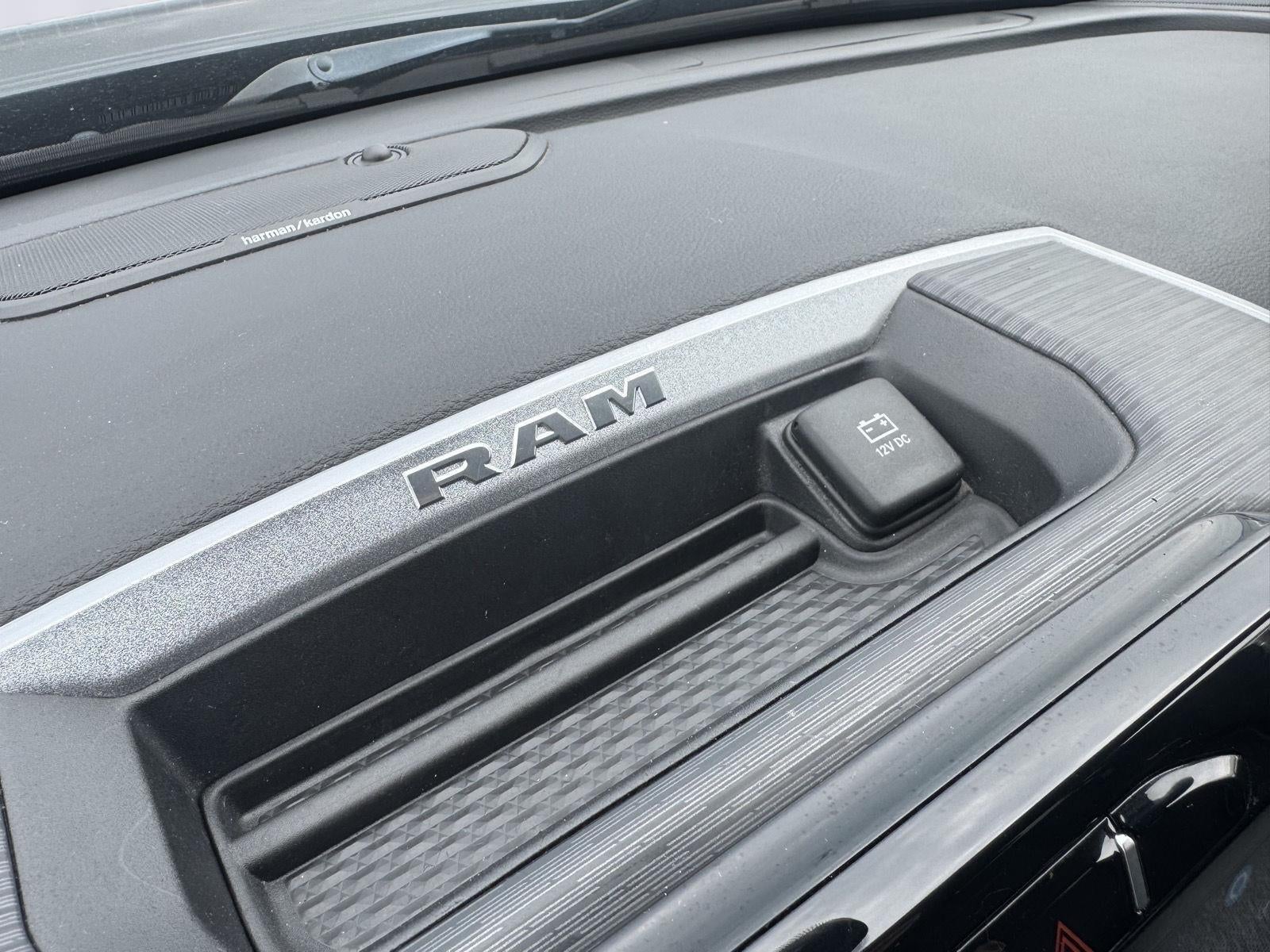 2023 RAM Ram 3500 Laramie Mega Cab 4x4 6'4' Box