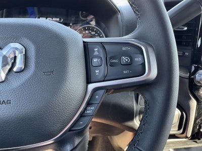 2026 RAM Ram 2500 RAM 2500 BLACK EXPRESS CREW CAB 4X4 6'4' BOX