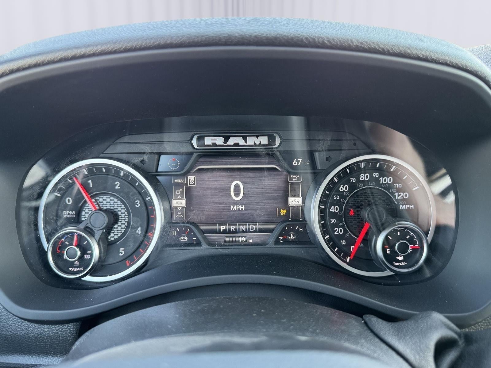 2026 RAM Ram 2500 RAM 2500 BLACK EXPRESS CREW CAB 4X4 6'4' BOX