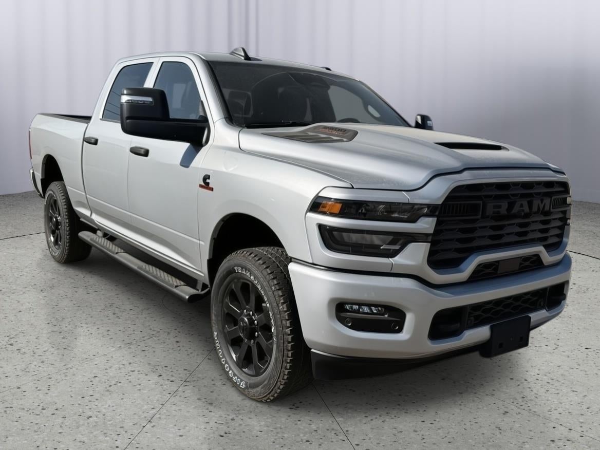 2026 RAM Ram 2500 RAM 2500 BLACK EXPRESS CREW CAB 4X4 6'4' BOX