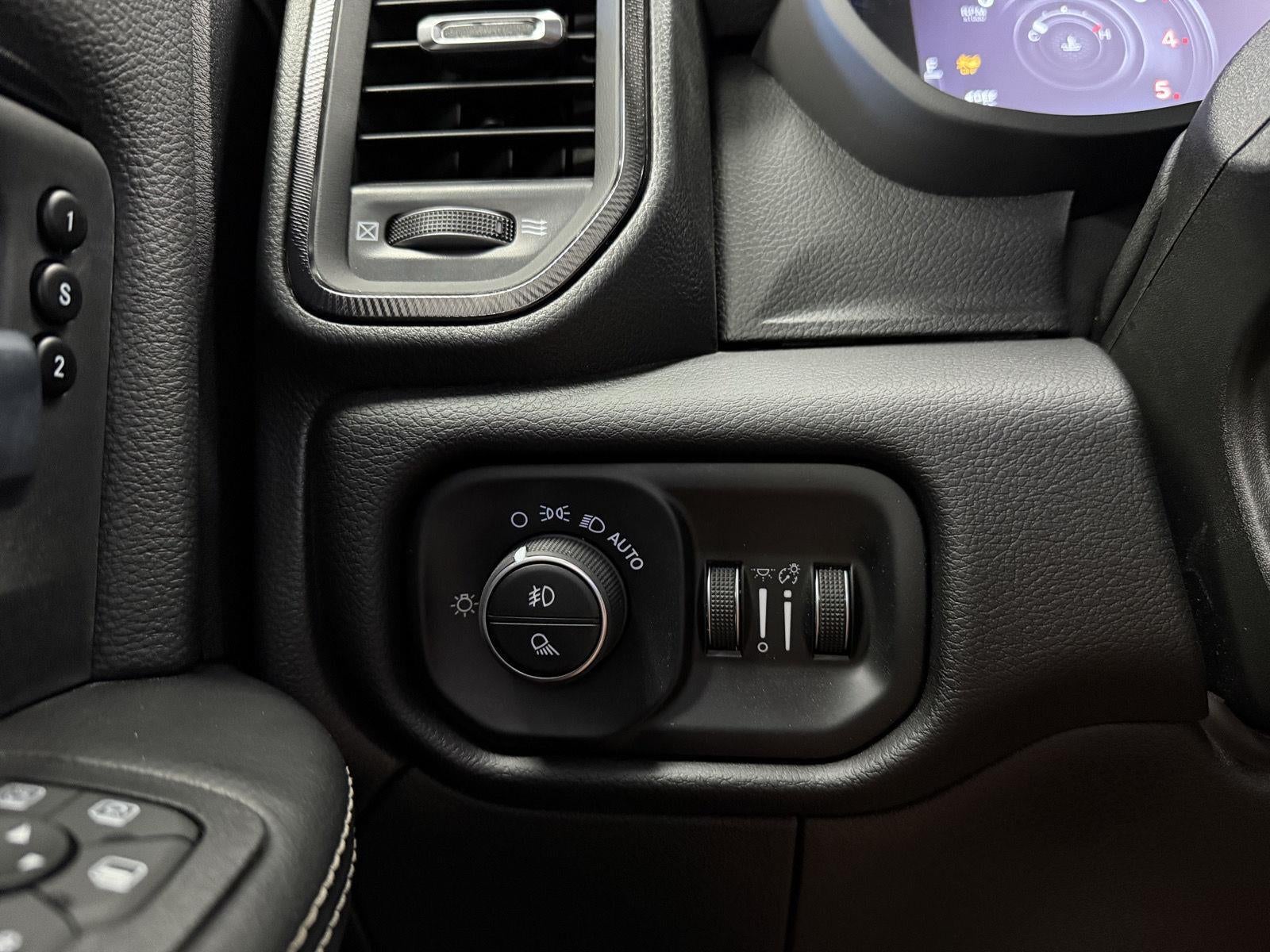 2025 RAM Ram 2500 RAM 2500 REBEL CREW CAB 4X4 6'4' BOX