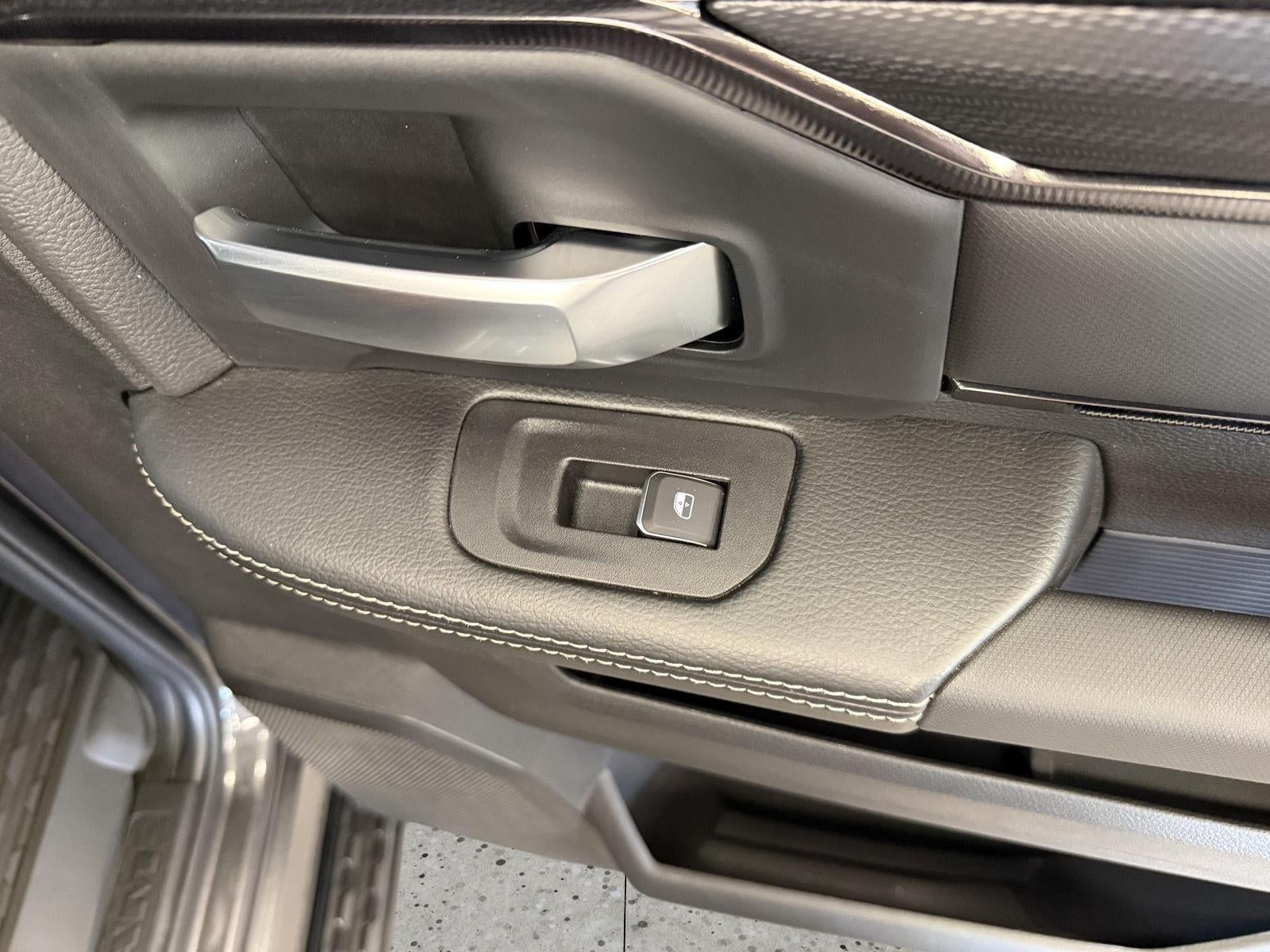 2025 RAM Ram 2500 RAM 2500 REBEL CREW CAB 4X4 6'4' BOX