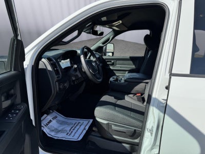 2026 RAM Ram 3500 RAM 3500 TRADESMAN CREW CAB 4X4 8' BOX