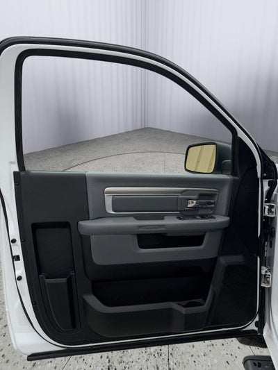2019 RAM 1500 Classic Tradesman Regular Cab 4x2 8' Box
