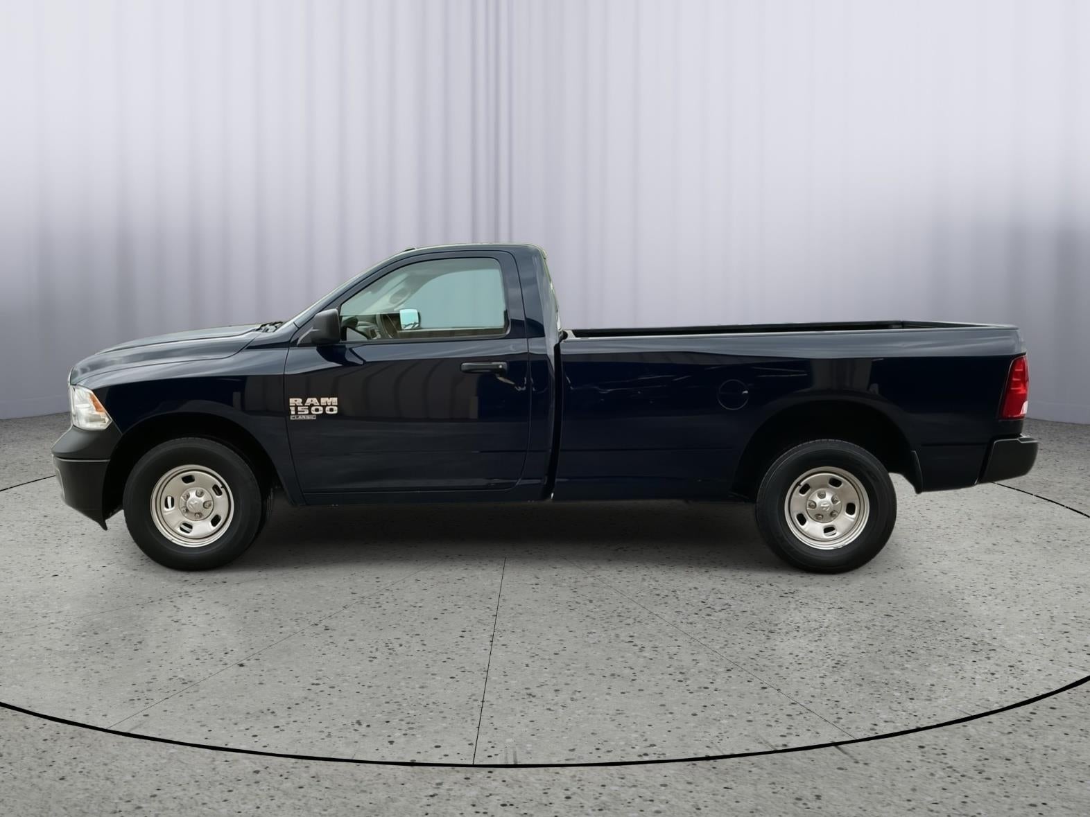 2019 RAM 1500 Classic Tradesman Regular Cab 4x4 8' Box