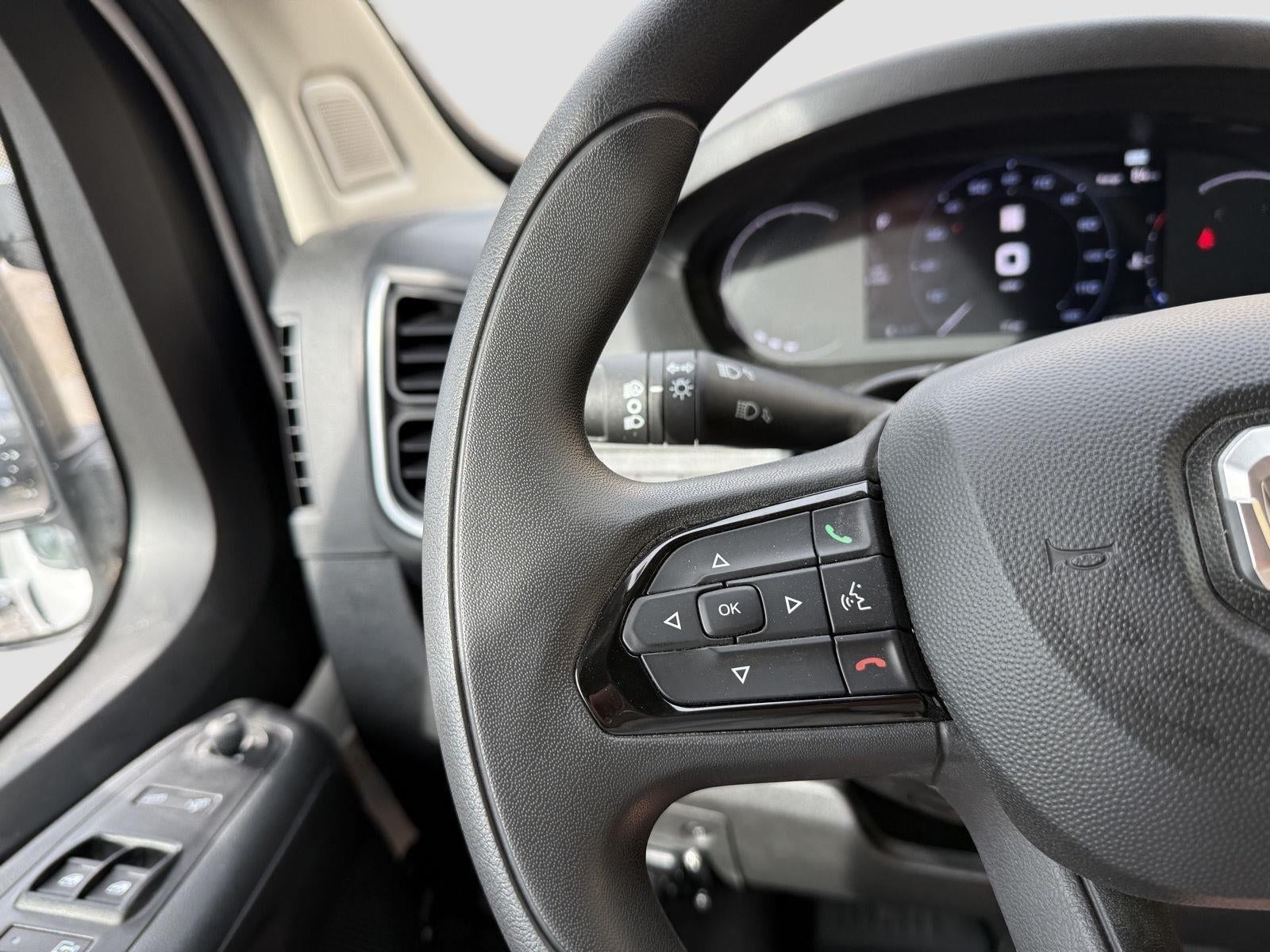 2025 RAM ProMaster 1500 SLT