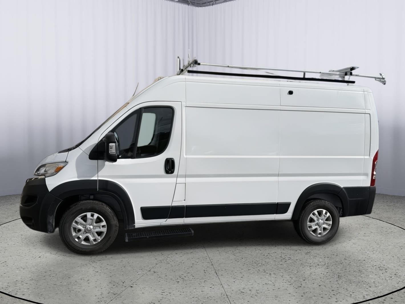2025 RAM ProMaster 1500 SLT