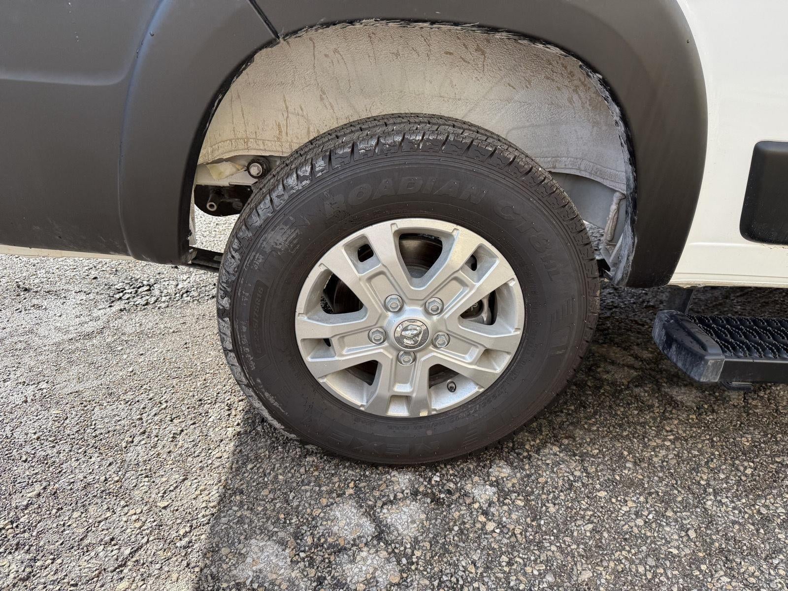 2025 RAM ProMaster 1500 SLT