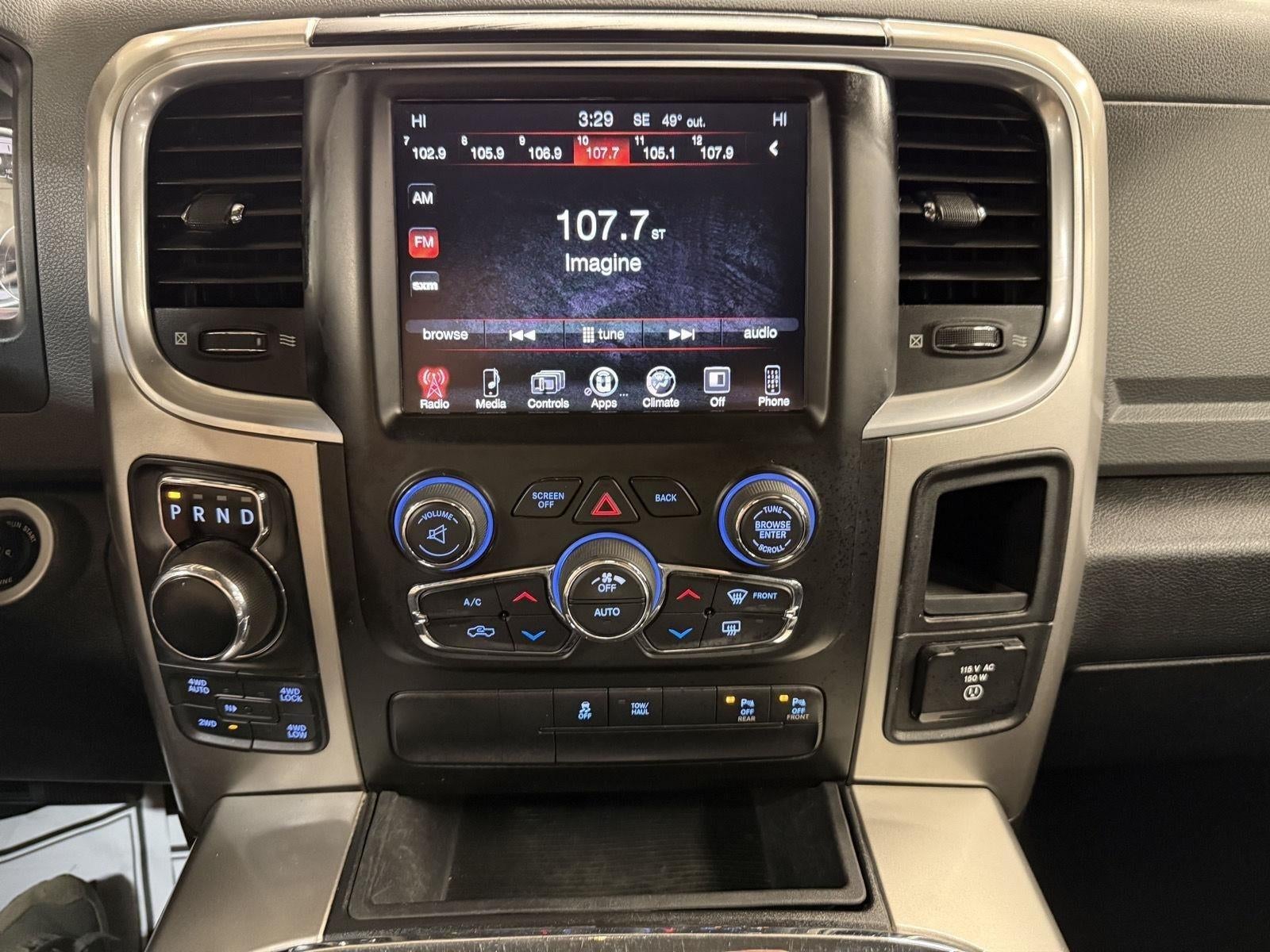 2017 RAM 1500 Big Horn Crew Cab 4x4 5'7' Box