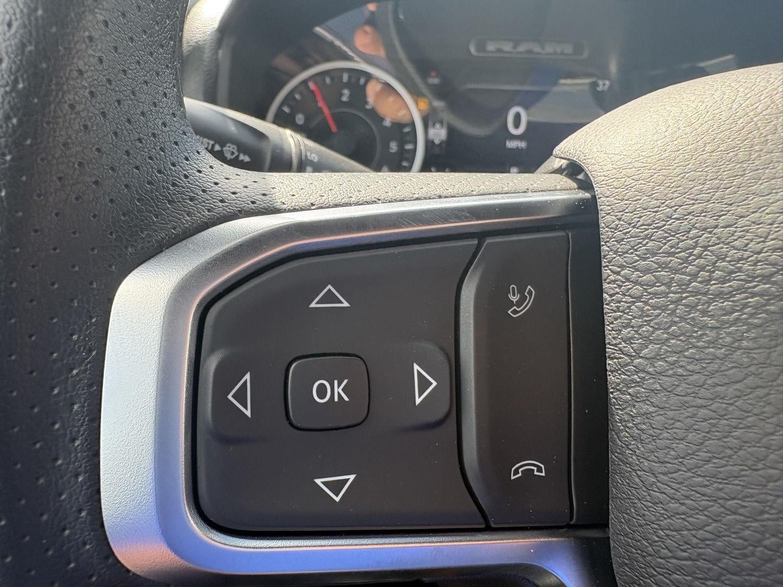 2026 RAM 1500 RAM 1500 EXPRESS CREW CAB 4X4 5'7' BOX
