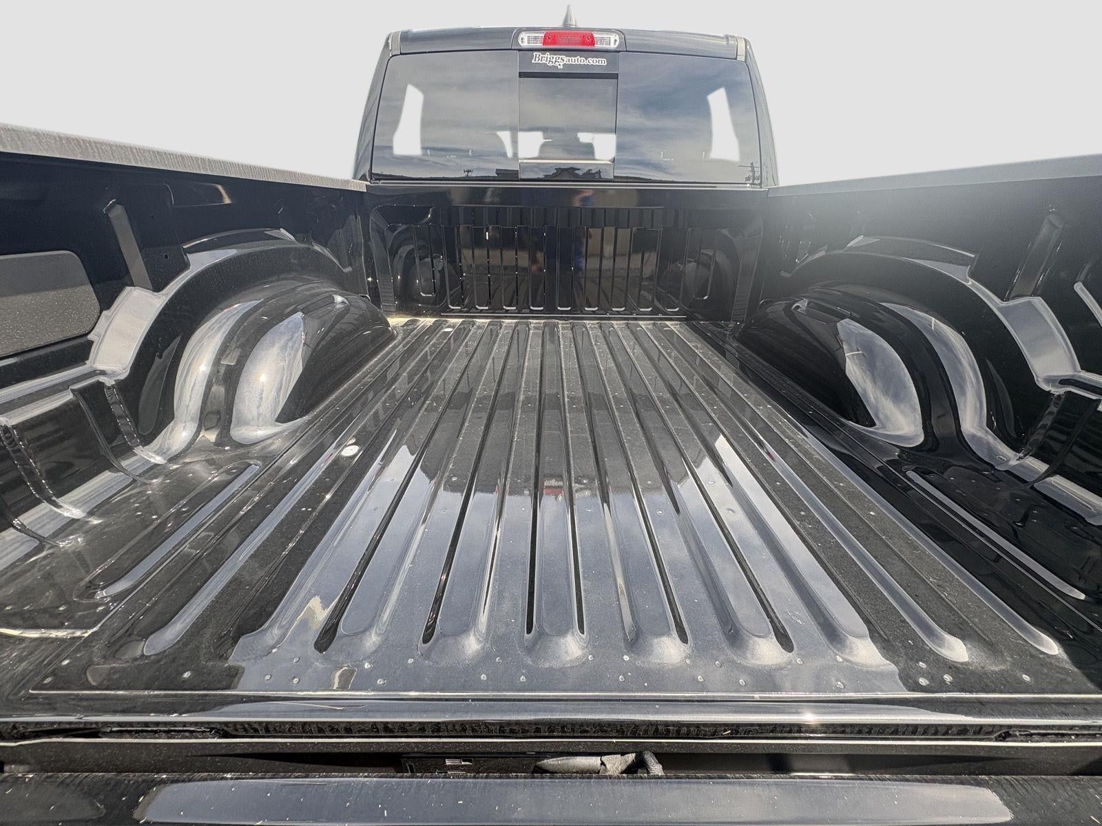 2026 RAM 1500 RAM 1500 TRADESMAN CREW CAB 4X4 5'7' BOX