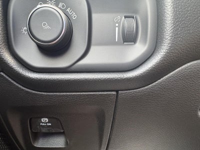 2026 RAM 1500 RAM 1500 TRADESMAN CREW CAB 4X4 5'7' BOX