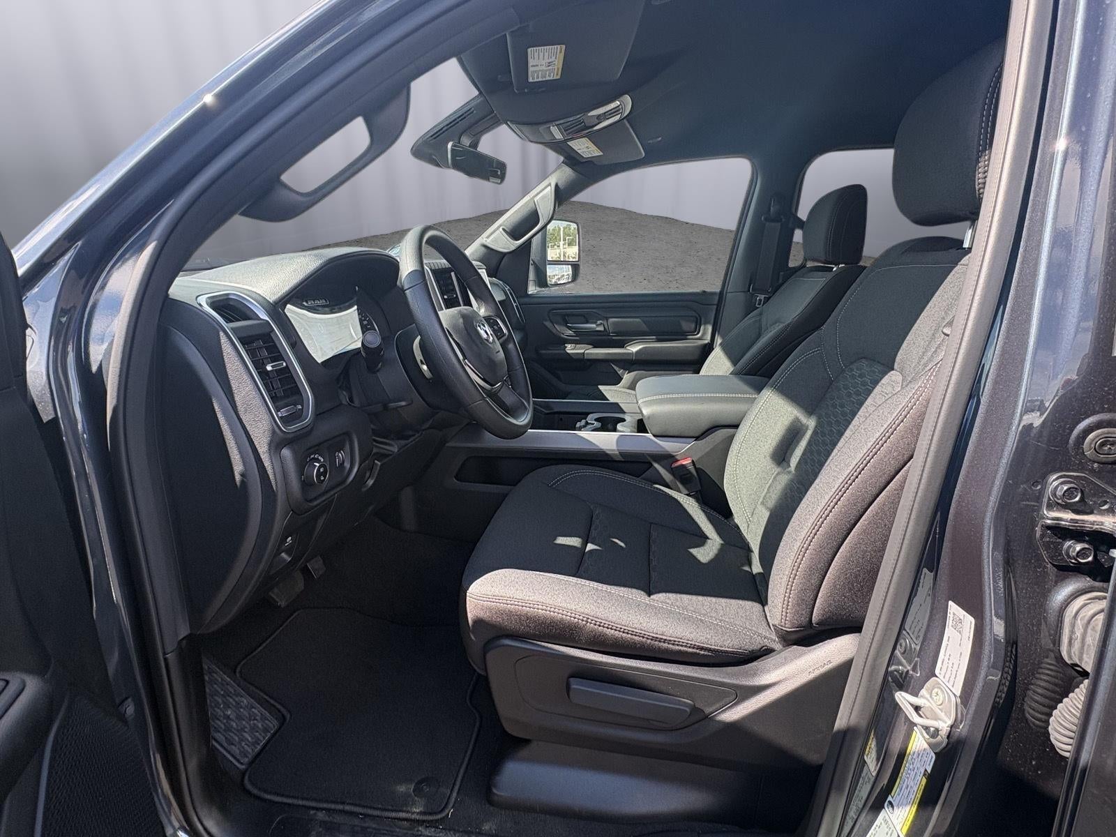 2026 RAM 1500 RAM 1500 EXPRESS CREW CAB 4X4 5'7' BOX
