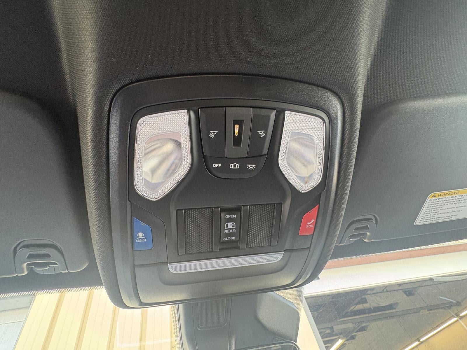 2026 RAM 1500 RAM 1500 EXPRESS CREW CAB 4X4 5'7' BOX